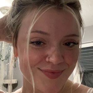 Meet your Posher, Ella